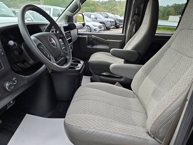 New 2025 GMC Savana 2500 LT w/ LT Preferred Equipment Group image 9
