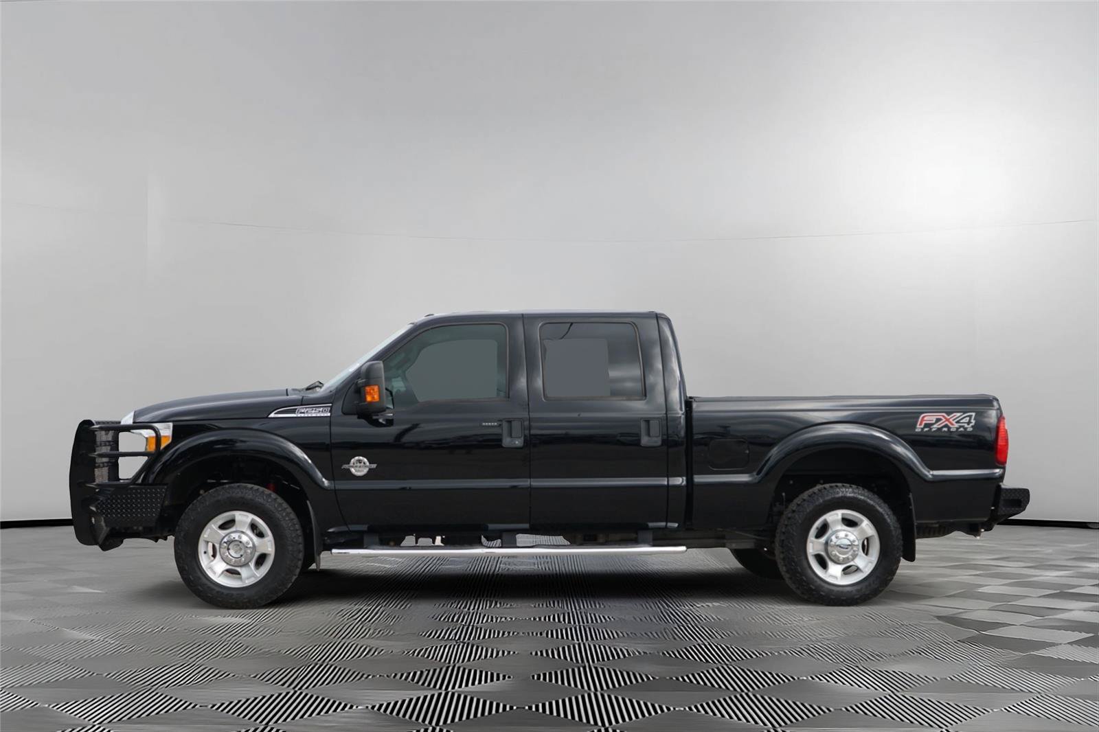 Used 2016 Ford F250 XLT w/ XLT Value Package AWD/4WD image 7