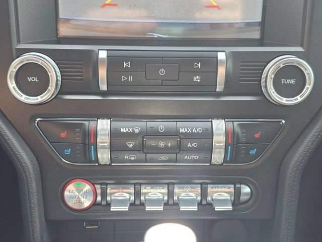 Used 2019 Ford Mustang Premium RWD image 29