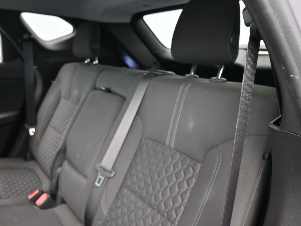Used 2019 Chevrolet Blazer L FWD image 27