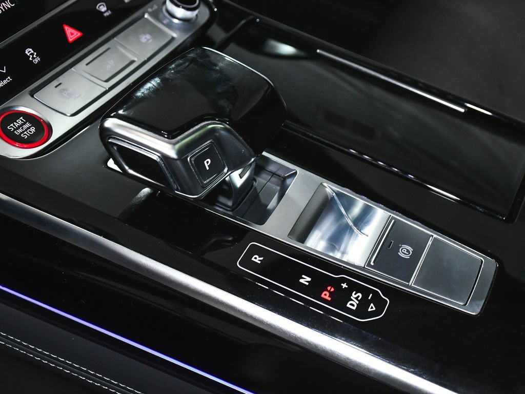 Used 2023 Audi S8 w/ S8 Executive Package AWD/4WD image 51