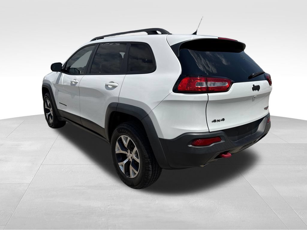 Used 2015 Jeep Cherokee Trailhawk w/ Leather Interior Group AWD/4WD image 4
