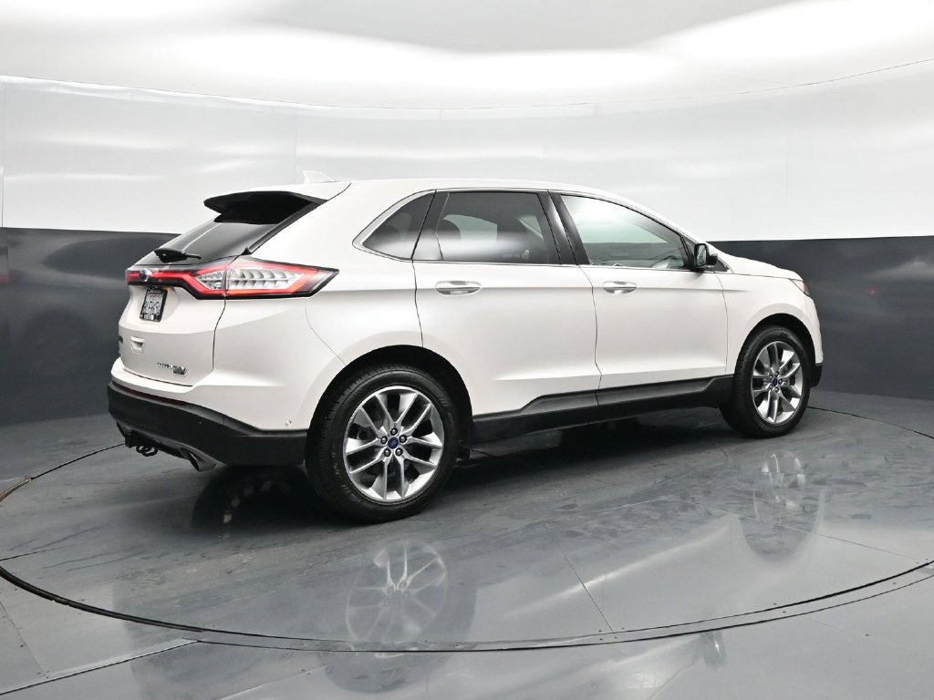 Certified 2018 Ford Edge Titanium w/ Equipment Group 302A AWD/4WD image 30