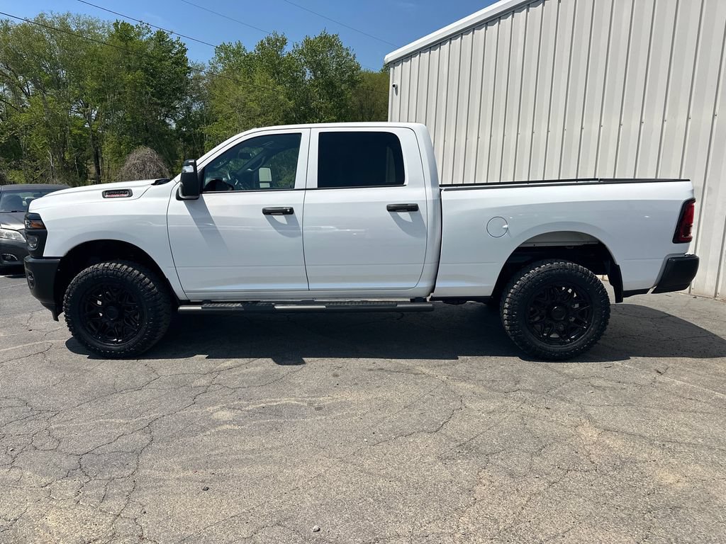 Used 2026 RAM 2500 Tradesman AWD/4WD image 9