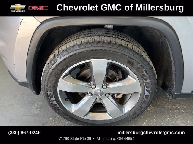 Used 2017 Jeep Grand Cherokee Limited w/ Luxury Group II AWD/4WD image 9