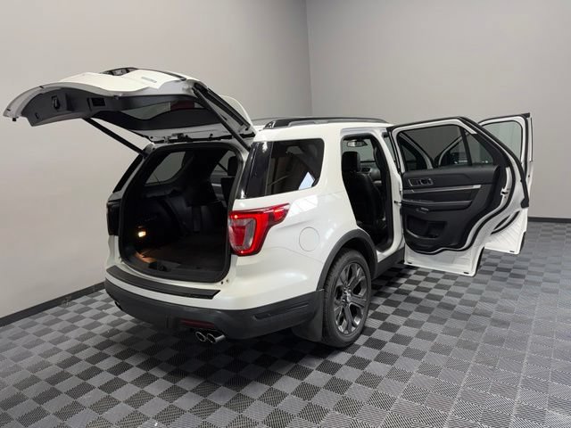 Used 2018 Ford Explorer Sport w/ Equipment Group 401A AWD/4WD image 27