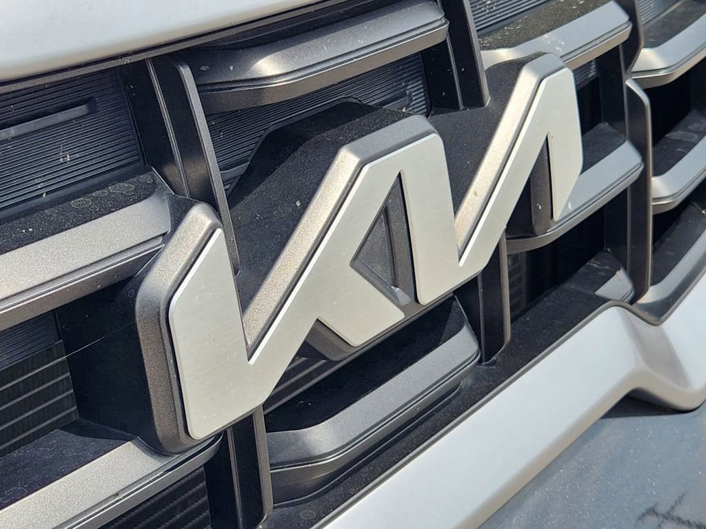 Certified 2024 Kia Telluride S w/ S Sunroof Package FWD image 11