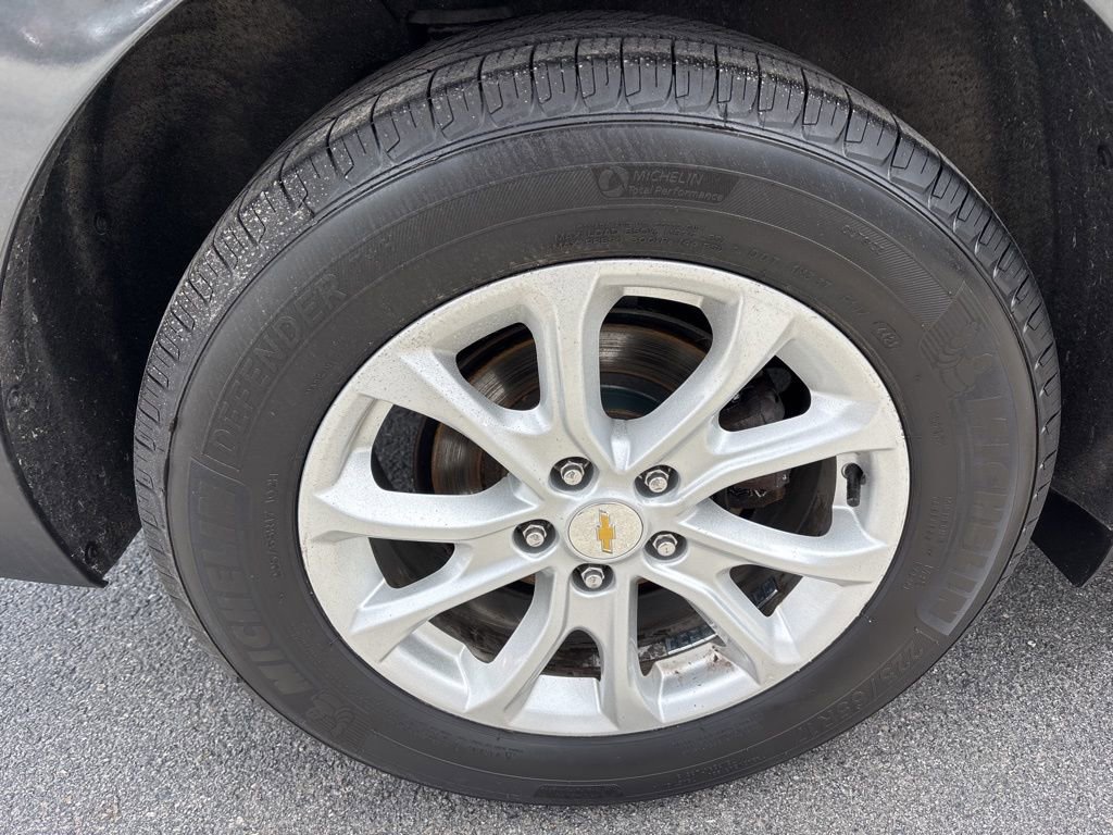 Used 2018 Chevrolet Equinox LT image 12