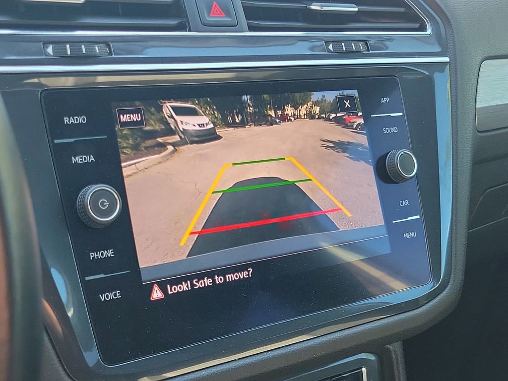 Used 2020 Volkswagen Tiguan SE R-Line w/ 3rd Row Seat Package image 38