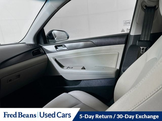 Used 2017 Hyundai Sonata Sport w/ Cargo Package image 23