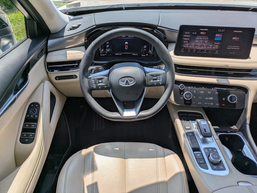 Used 2023 INFINITI QX60 Luxe w/ Cargo Package AWD/4WD image 16