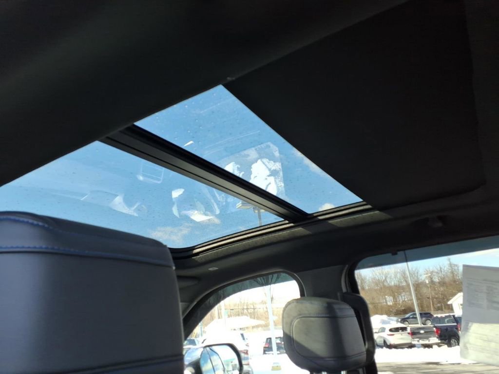 Used 2025 Toyota Tundra Platinum image 12