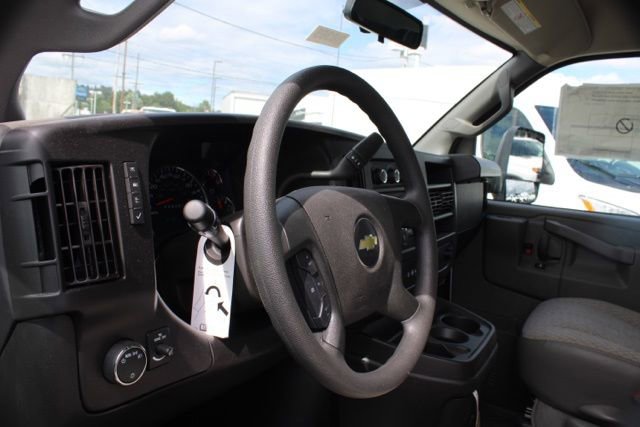 Used 2024 Chevrolet Express 3500 w/ Power Convenience Package image 11