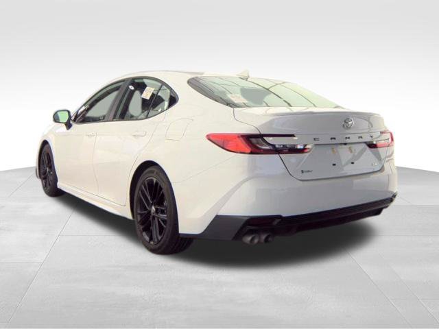 Used 2026 Toyota Camry SE FWD image 6