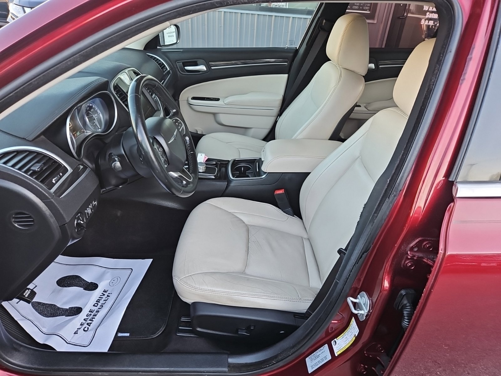Used 2016 Chrysler 300 Limited RWD image 12