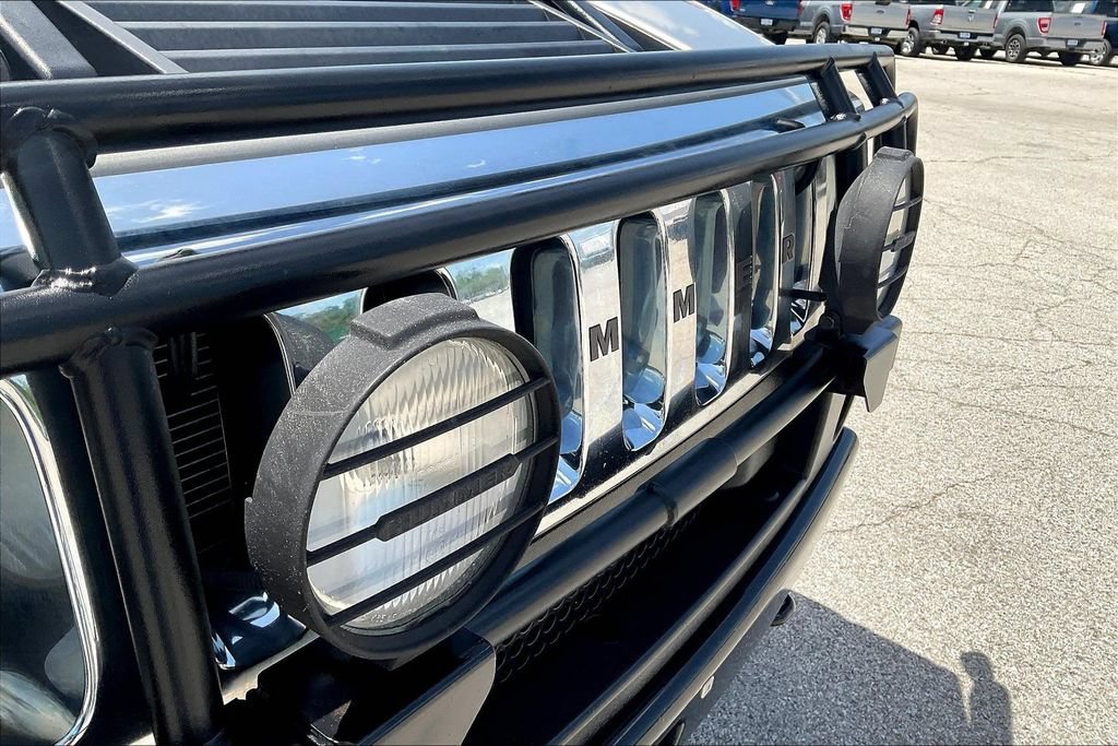 Used 2003 HUMMER H2 w/ Preferred Equipment Group AWD/4WD image 22