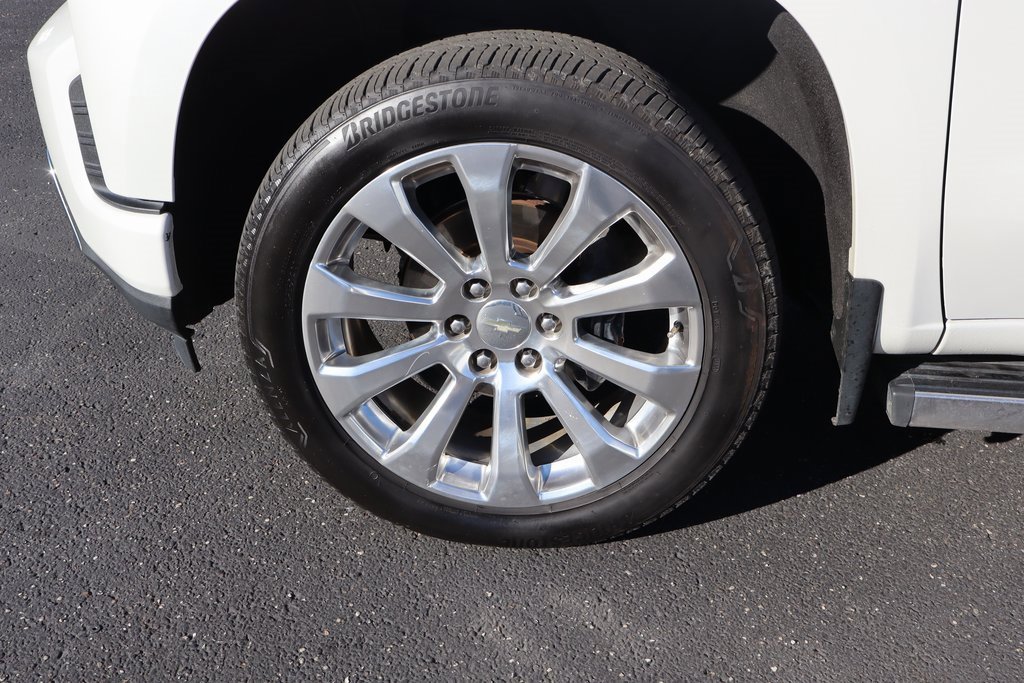 Used 2020 Chevrolet Silverado 1500 High Country w/ Technology Package image 38