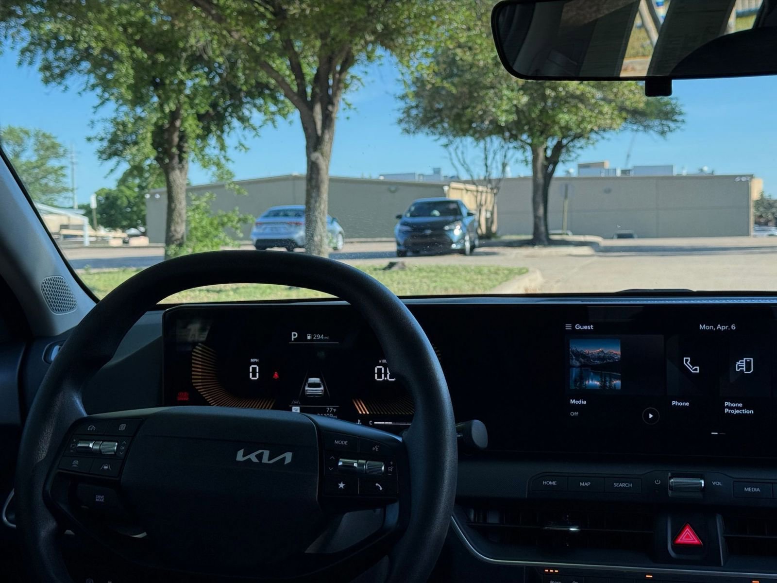 Used 2025 Kia K4 FWD image 36