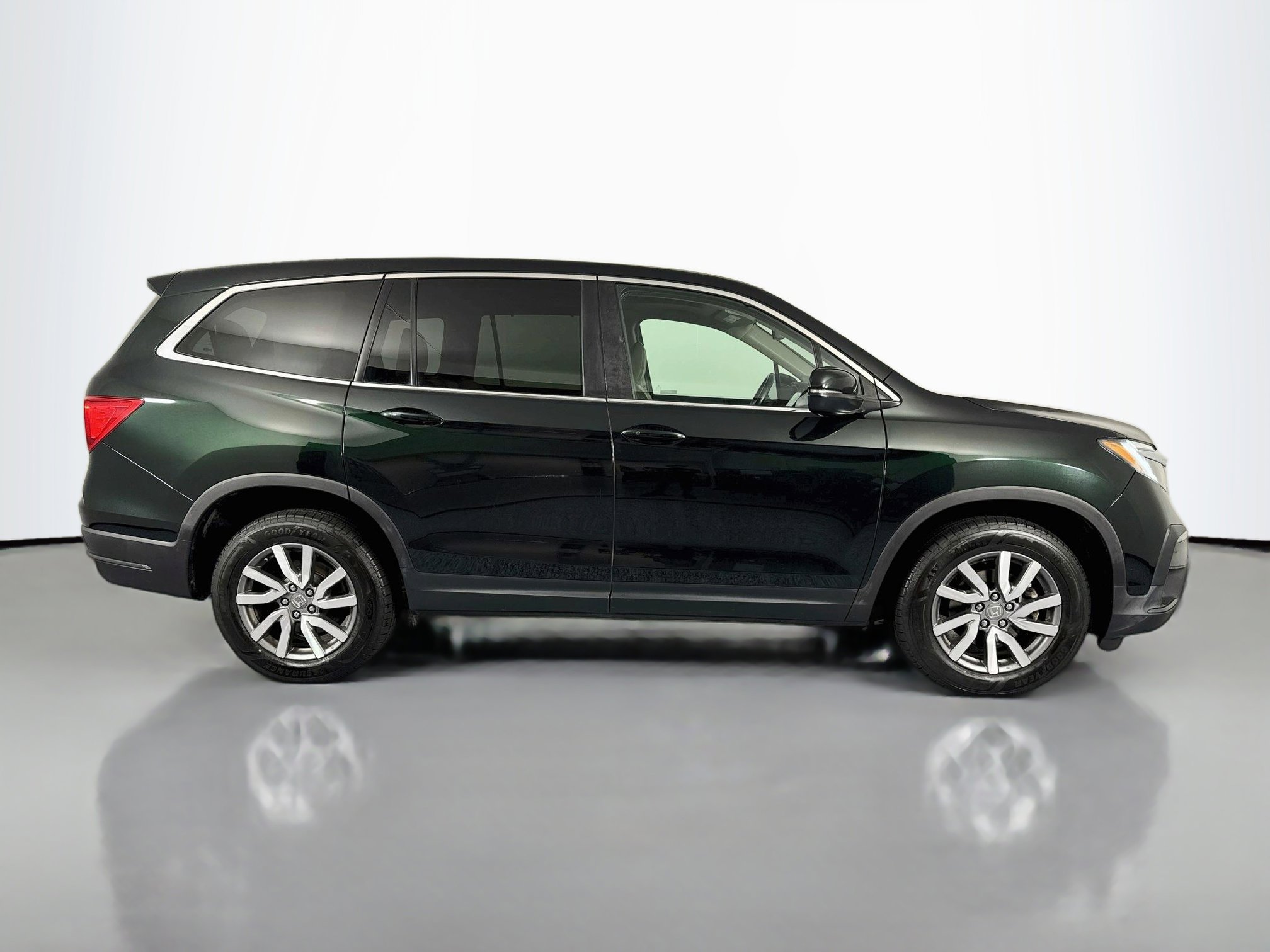 Certified 2019 Honda Pilot EX-L image 4