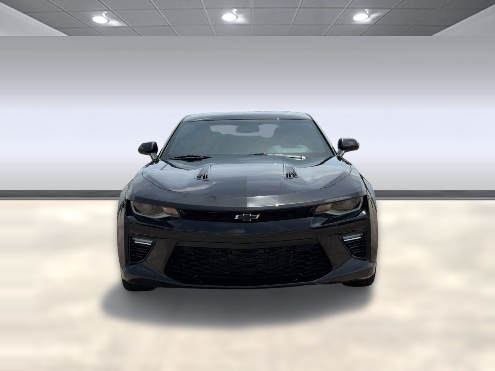 Used 2018 Chevrolet Camaro SS RWD image 6