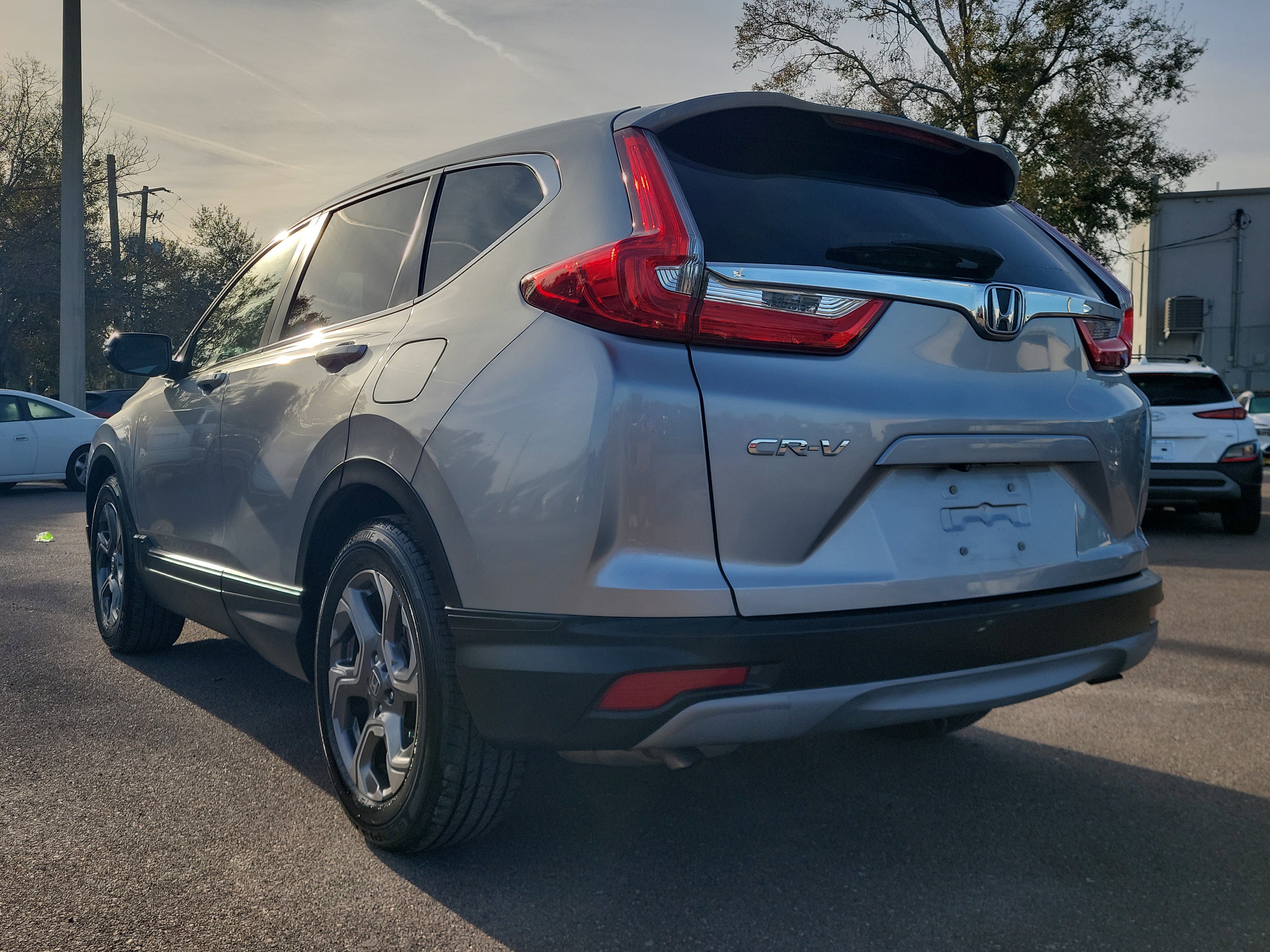 Used 2018 Honda CR-V EX image 4