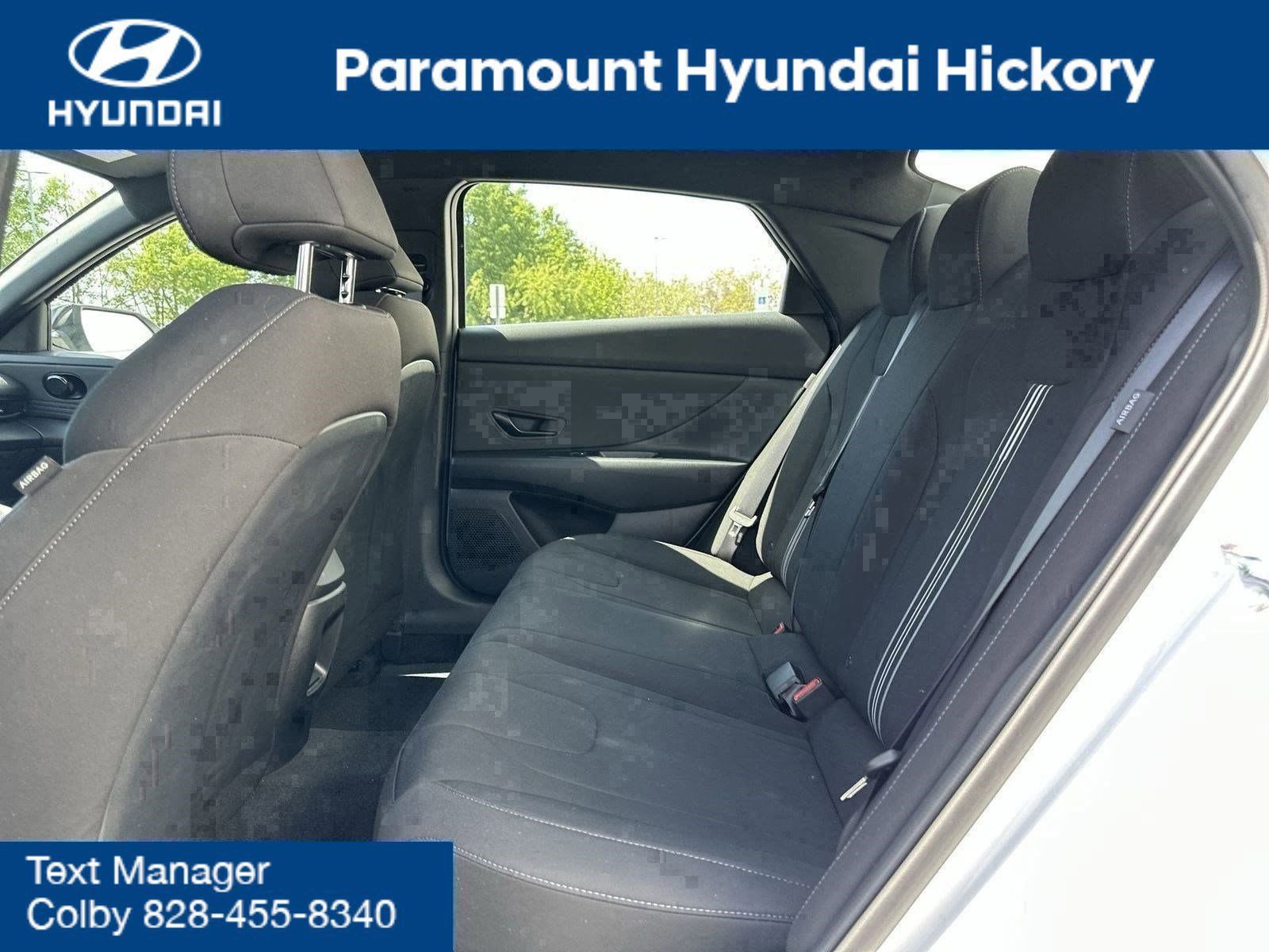 New 2025 Hyundai Elantra SEL FWD image 10