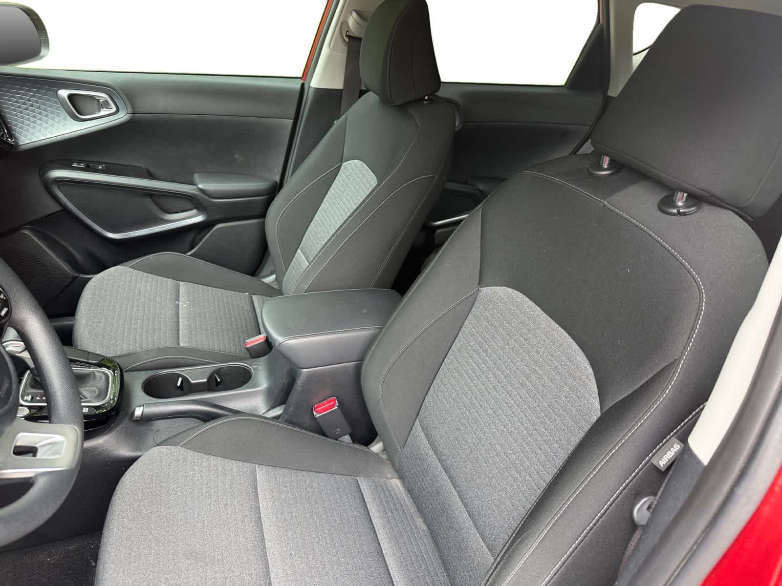 Used 2022 Kia Soul S FWD image 11