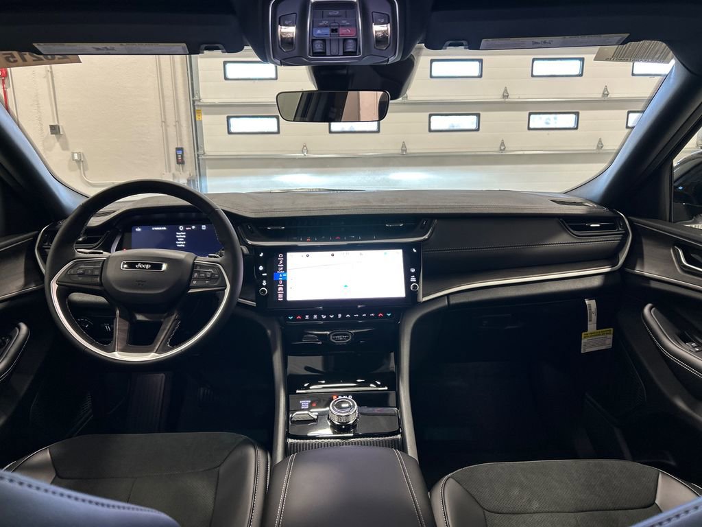 New 2026 Jeep Grand Cherokee L 4WD image 31