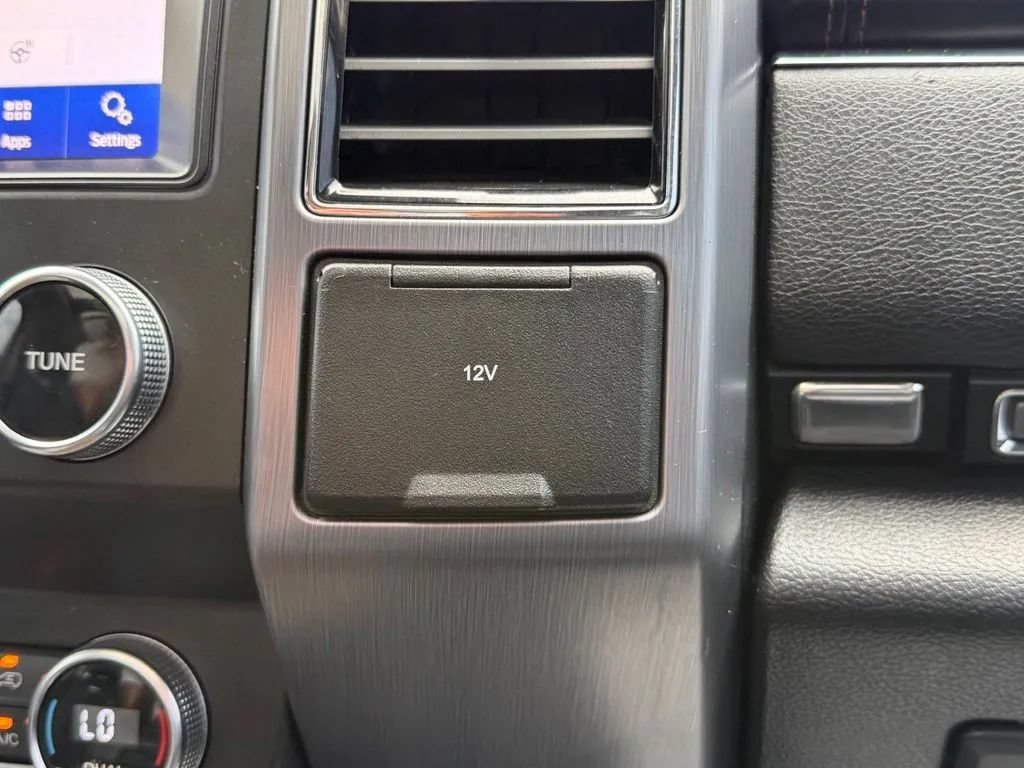 Used 2020 Ford Expedition Platinum AWD/4WD image 25