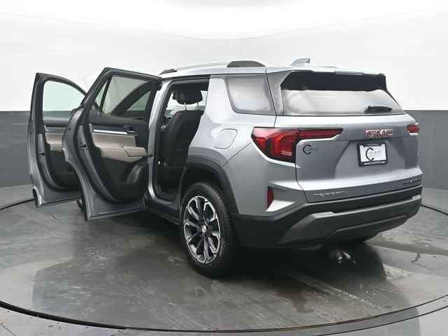 Used 2026 GMC Terrain Elevation w/ Elevation Premium Package image 56