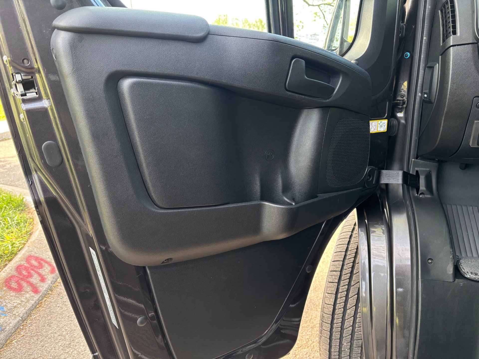 Used 2024 RAM ProMaster 3500 w/ Advanced Safety Group FWD image 53