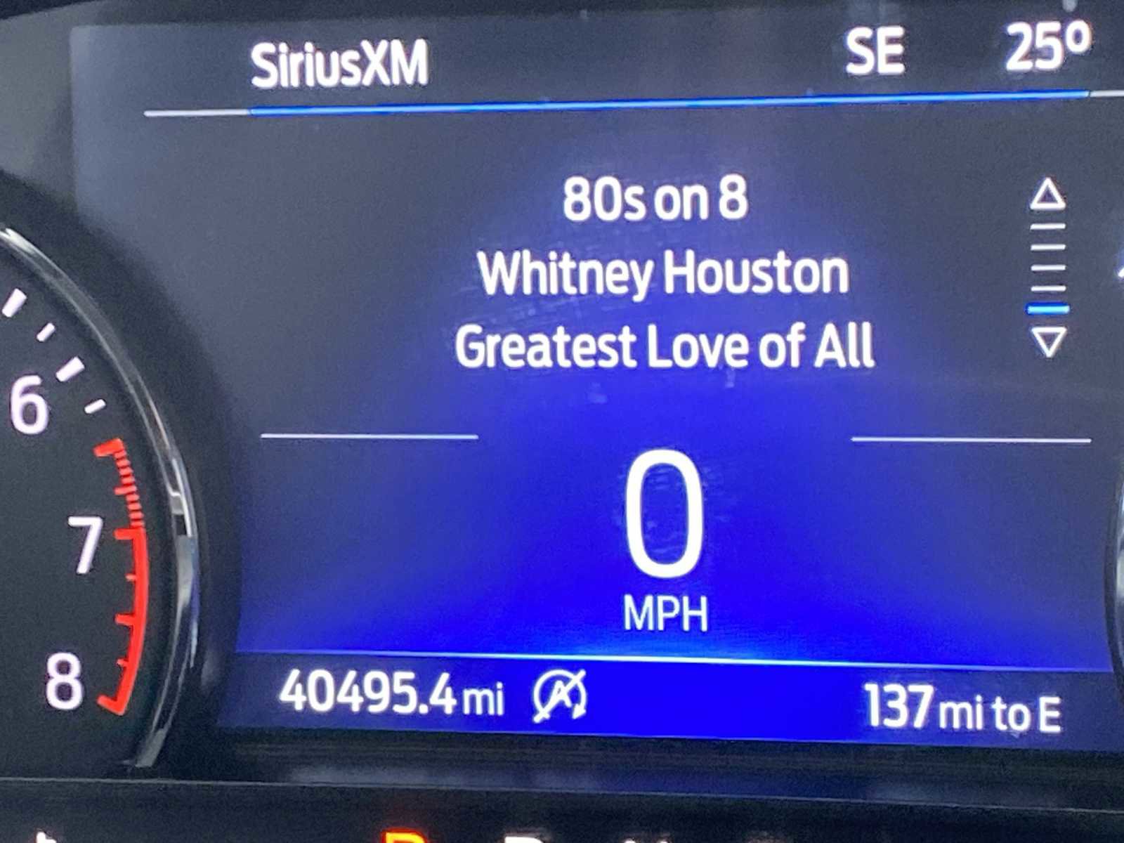 Used 2022 Ford Explorer XLT image 25