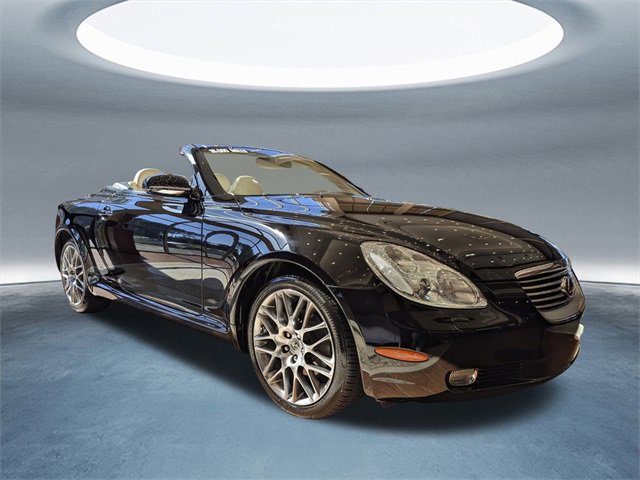 Used 2004 Lexus SC 430 Convertible image 2