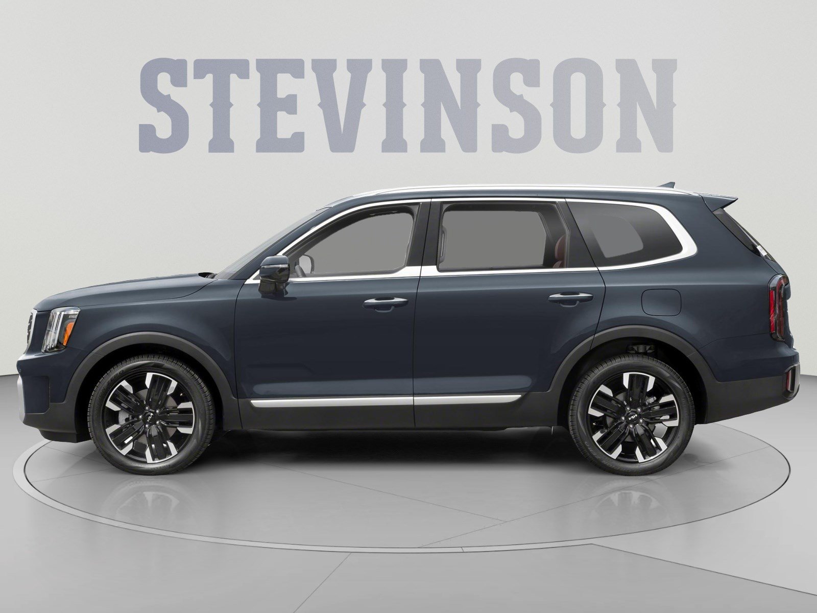 Used 2024 Kia Telluride SX w/ Towing Package AWD/4WD image 3
