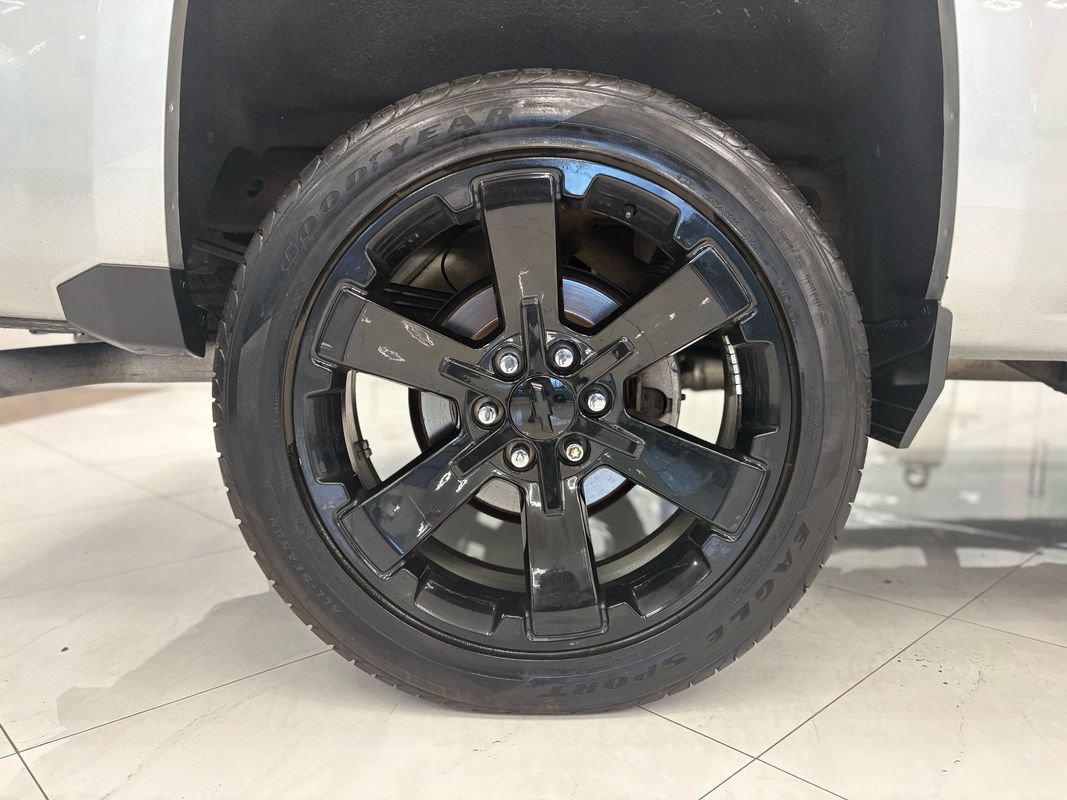 Used 2017 Chevrolet Silverado 1500 LT w/ Rally 2 Edition AWD/4WD image 40