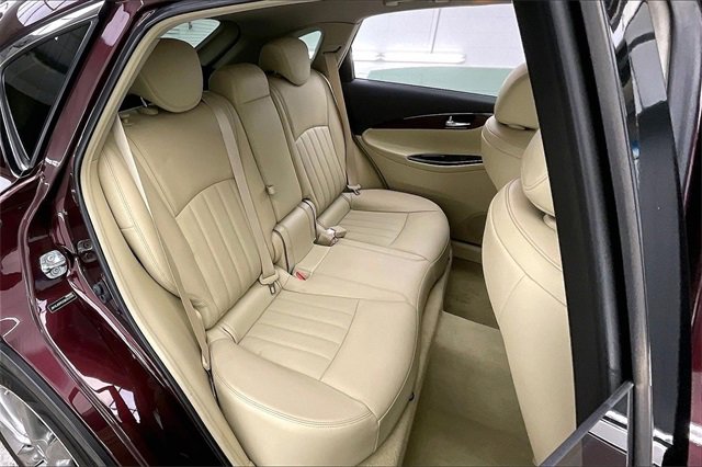 Used 2016 INFINITI QX50 AWD w/ Premium Plus Package image 20