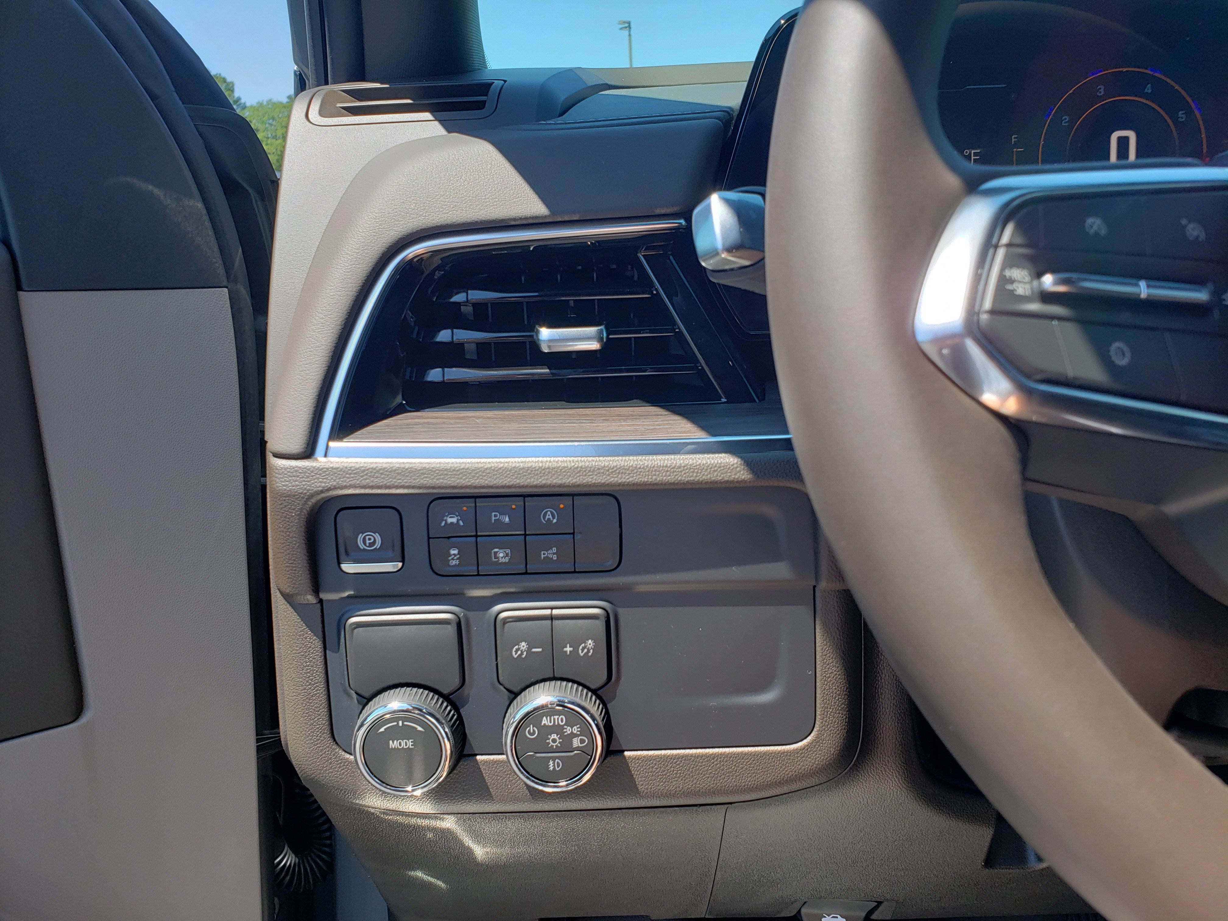 New 2026 Chevrolet Tahoe LT w/ Comfort Package RWD image 14