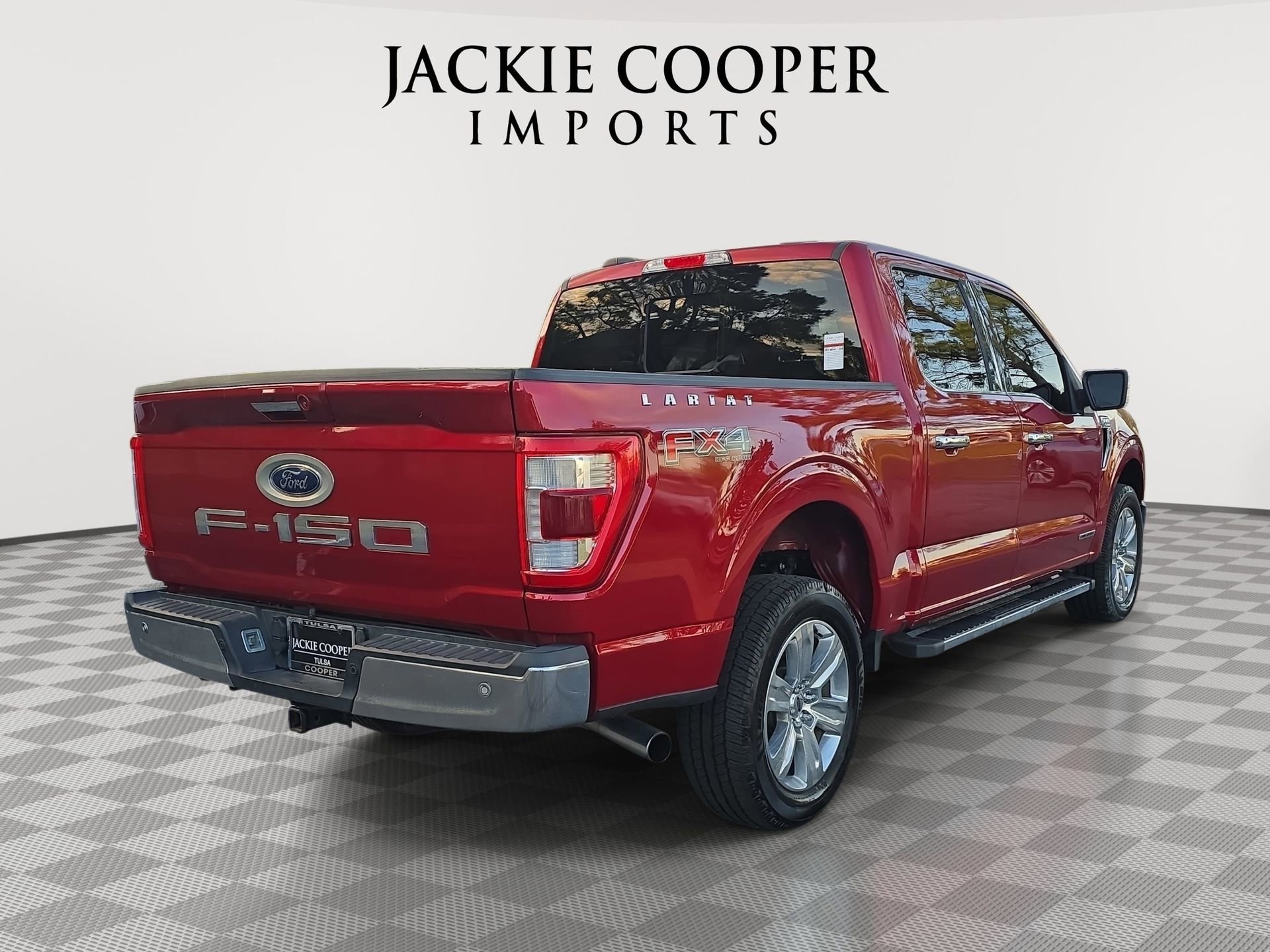 Used 2021 Ford F150 Lariat w/ Equipment Group 502A High AWD/4WD image 5