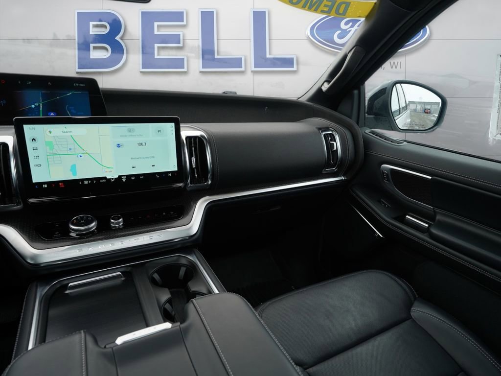 New 2025 Ford Expedition Max Platinum w/ Stealth Performance Package image 22