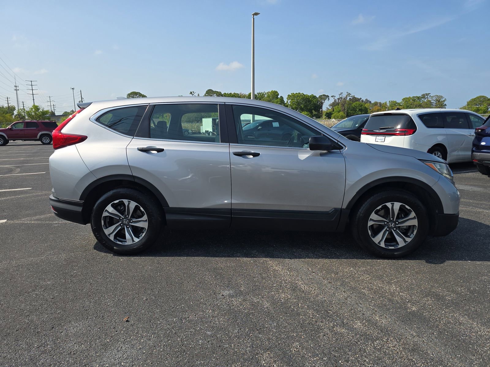 Used 2019 Honda CR-V LX image 3