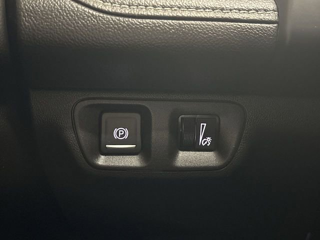 Used 2023 GMC Acadia SLE image 48