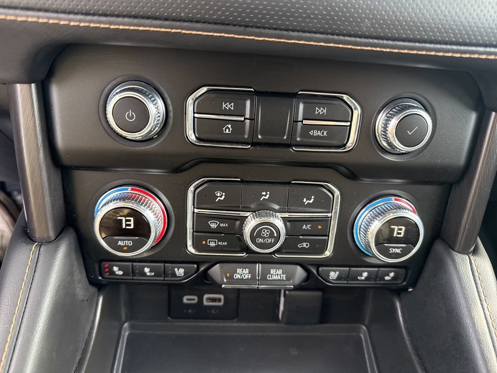 Used 2024 GMC Yukon AT4 AWD/4WD image 34