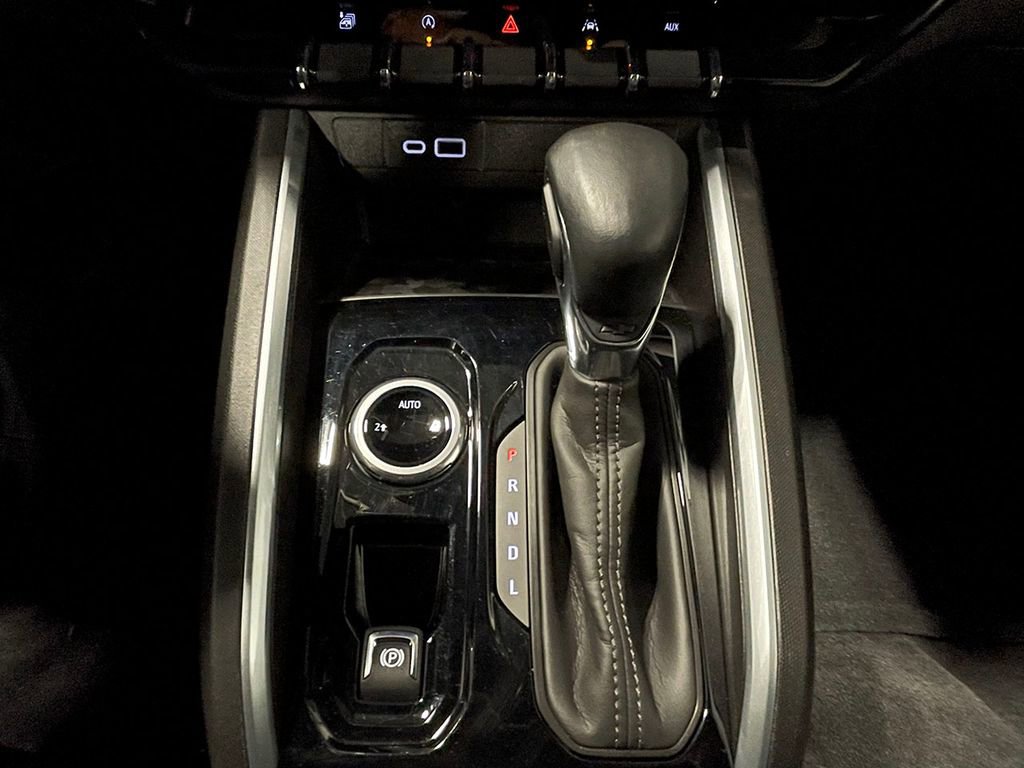 Used 2023 Chevrolet Colorado LT w/ LT Convenience Package image 31