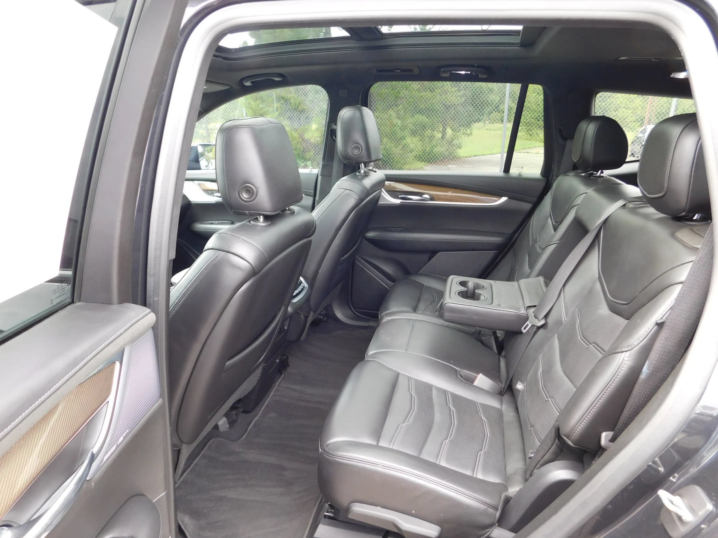 Used 2020 Cadillac XT6 Sport w/ Platinum Package AWD/4WD image 14