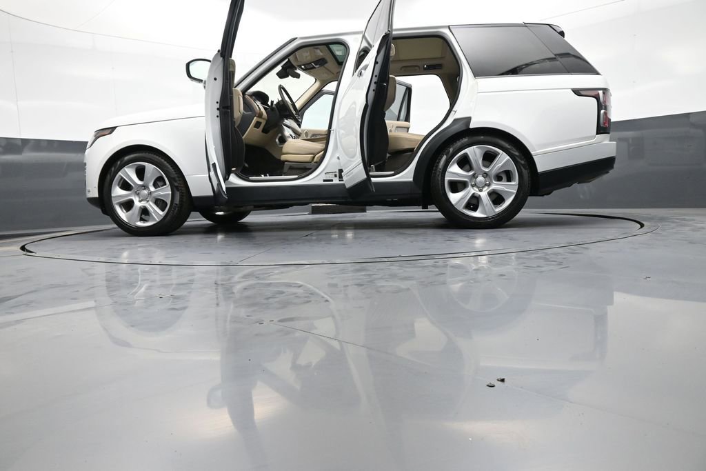 Used 2019 Land Rover Range Rover HSE image 55