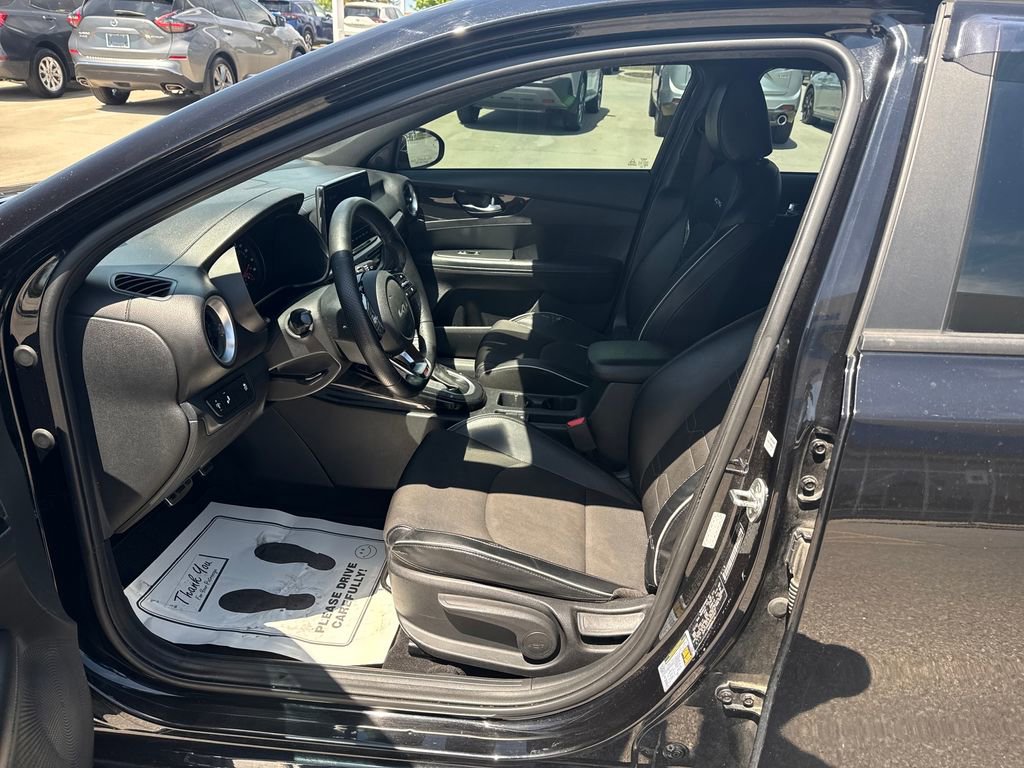 Used 2022 Kia Forte GT-Line w/ GT-Line Technology Package image 15