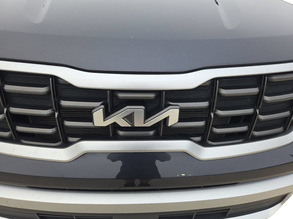 Used 2025 Kia Telluride S AWD/4WD image 32