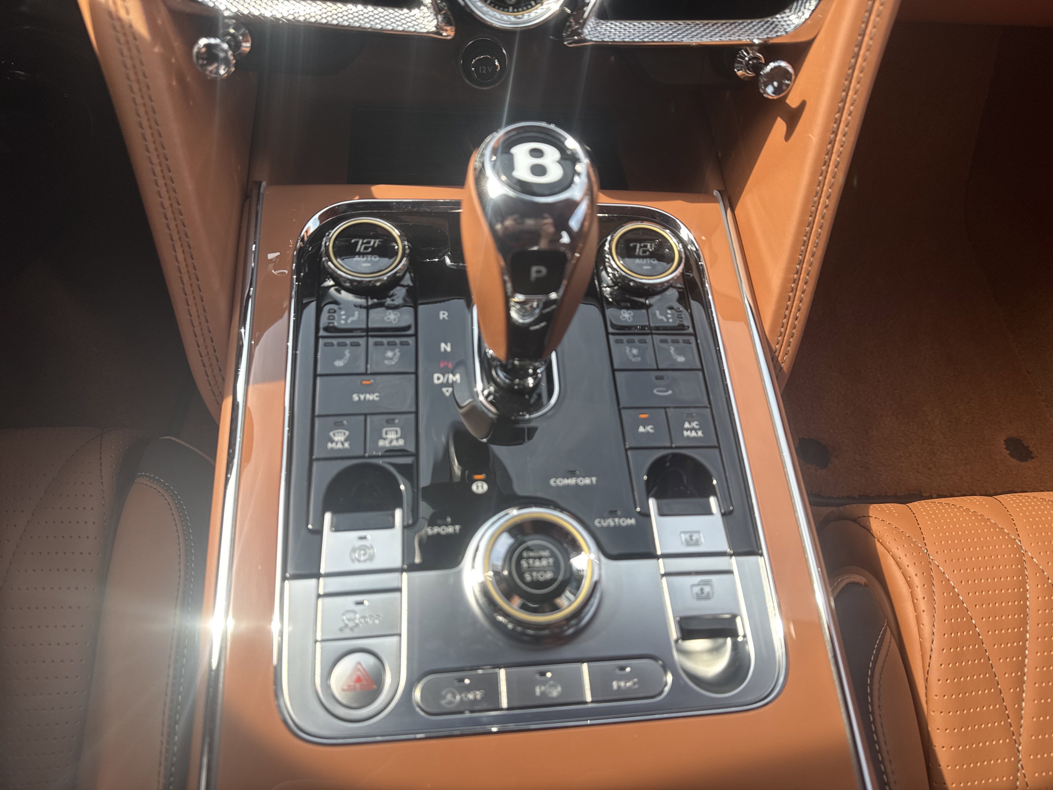 Used 2022 Bentley Flying Spur V8 image 17