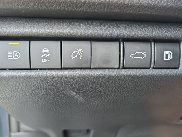 Used 2026 Toyota Camry SE w/ Convenience Package FWD image 25