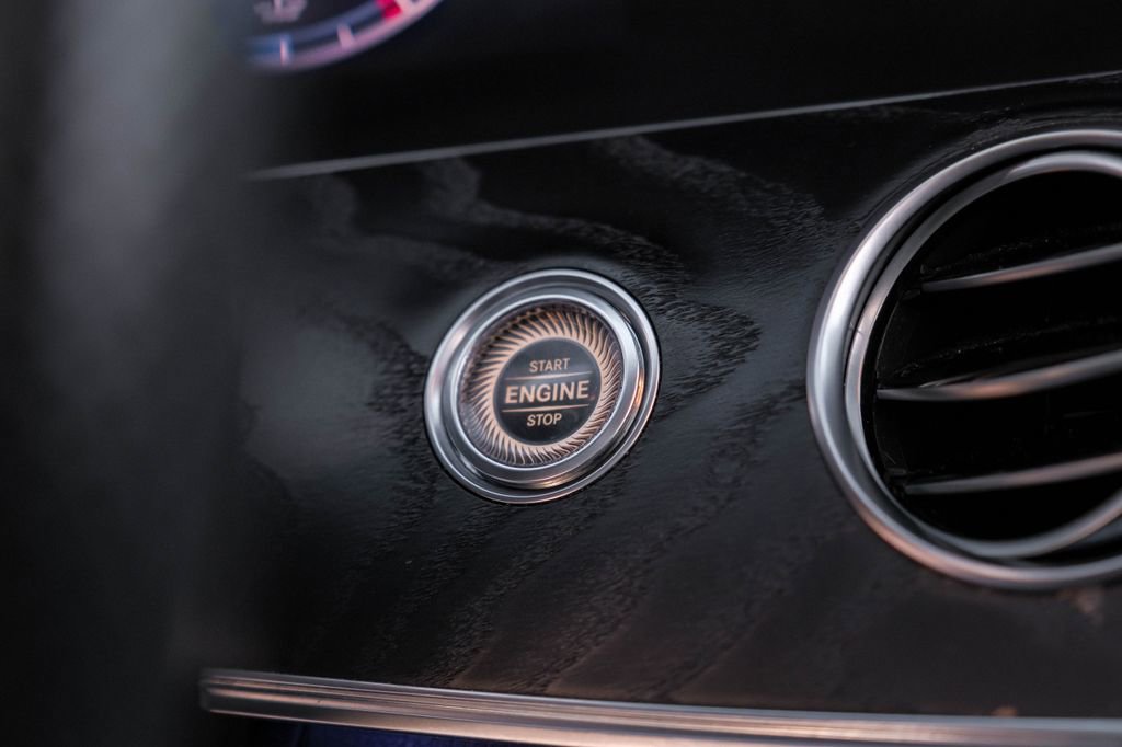 Used 2018 Mercedes-Benz E 43 AMG 4MATIC Sedan image 20